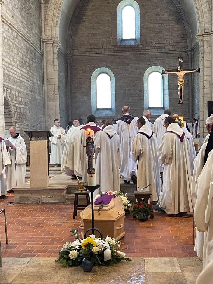 Obsèques-et-inhumation-de-Dom-Godefroy-Raguenet-de-Saint-Albin-Abbé-dAcey-le-11-août-2023-3
