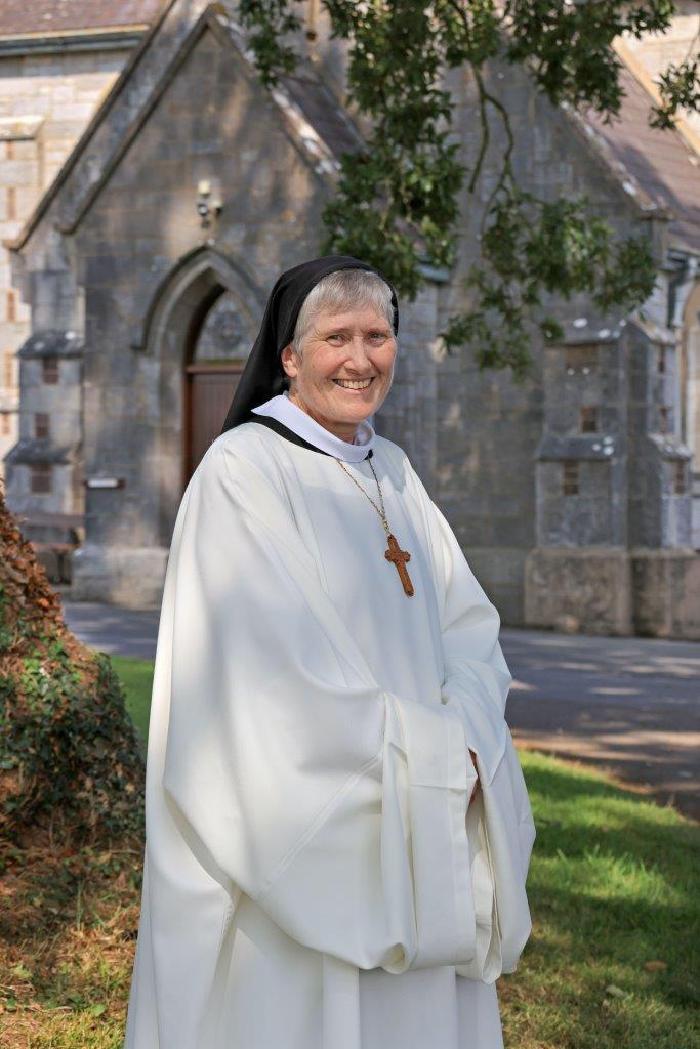 Abbatical-Blessing-of-Mother-Fiachra-Glencairn-01