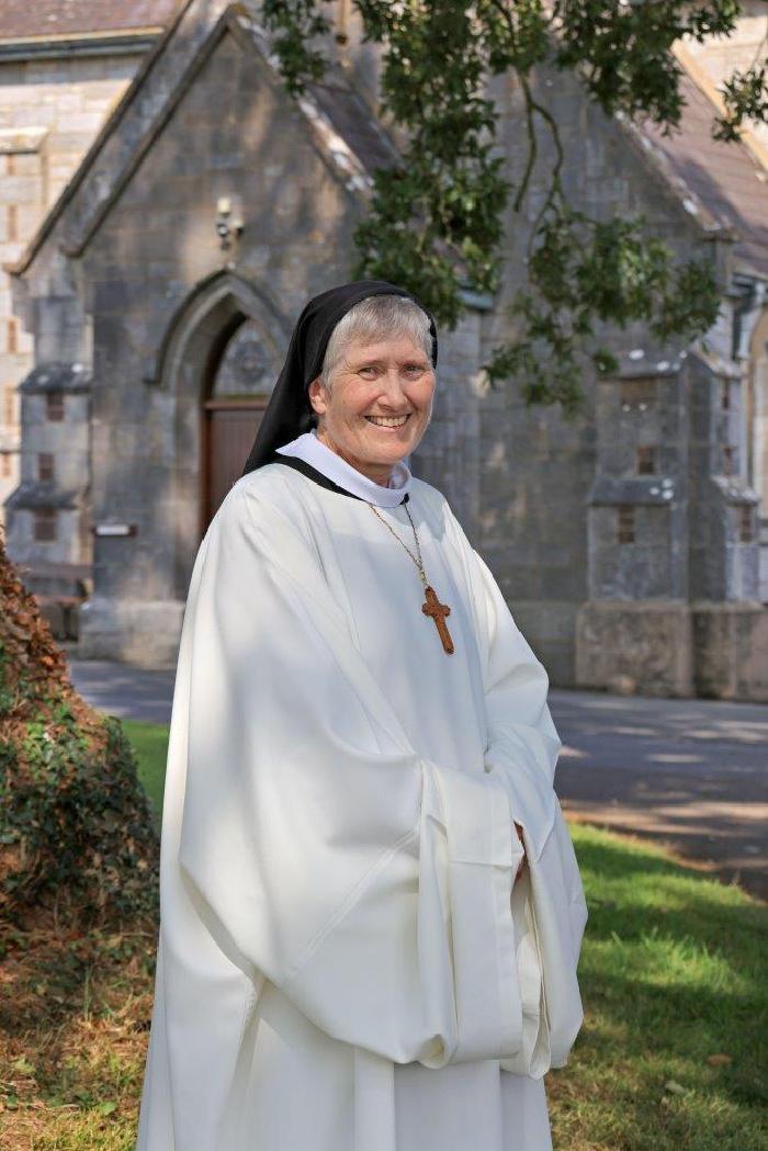 Abbatical-Blessing-of-Mother-Fiachra-Glencairn-01