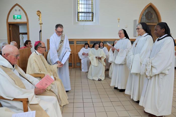 Abbatical-Blessing-of-Mother-Fiachra-Glencairn-07