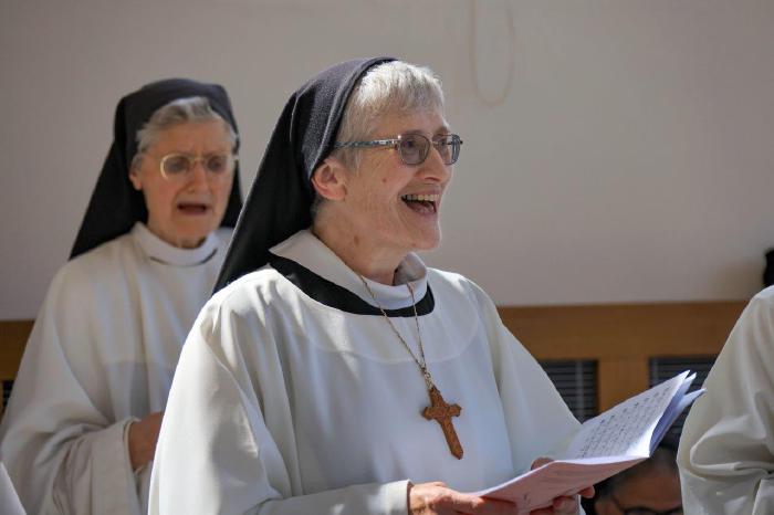 Abbatical-Blessing-of-Mother-Fiachra-Glencairn-12