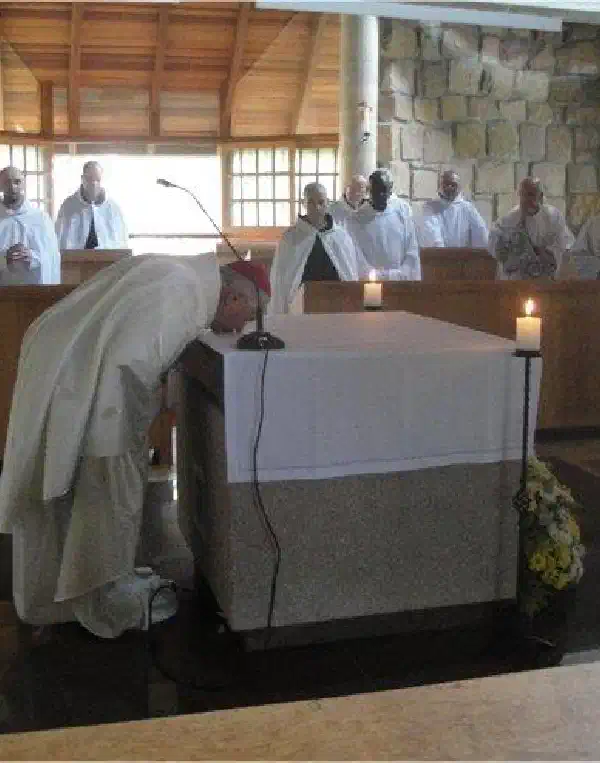 Novo Mundo – Dédicace de l'Église