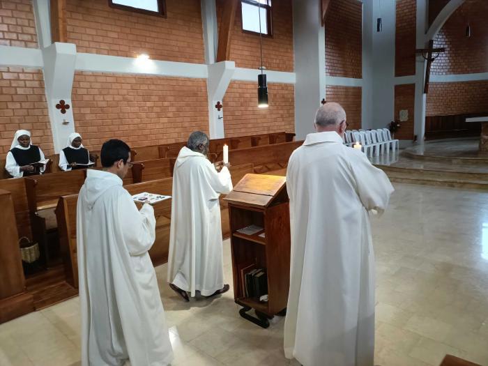 processione-vnerazione-reliquie