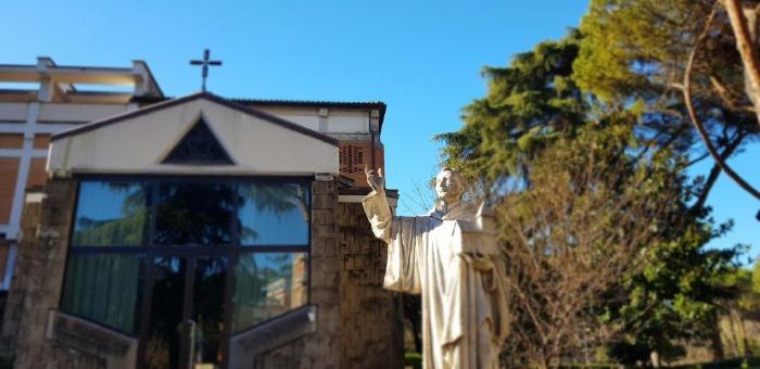 Casa-Generalizia-2-Roma