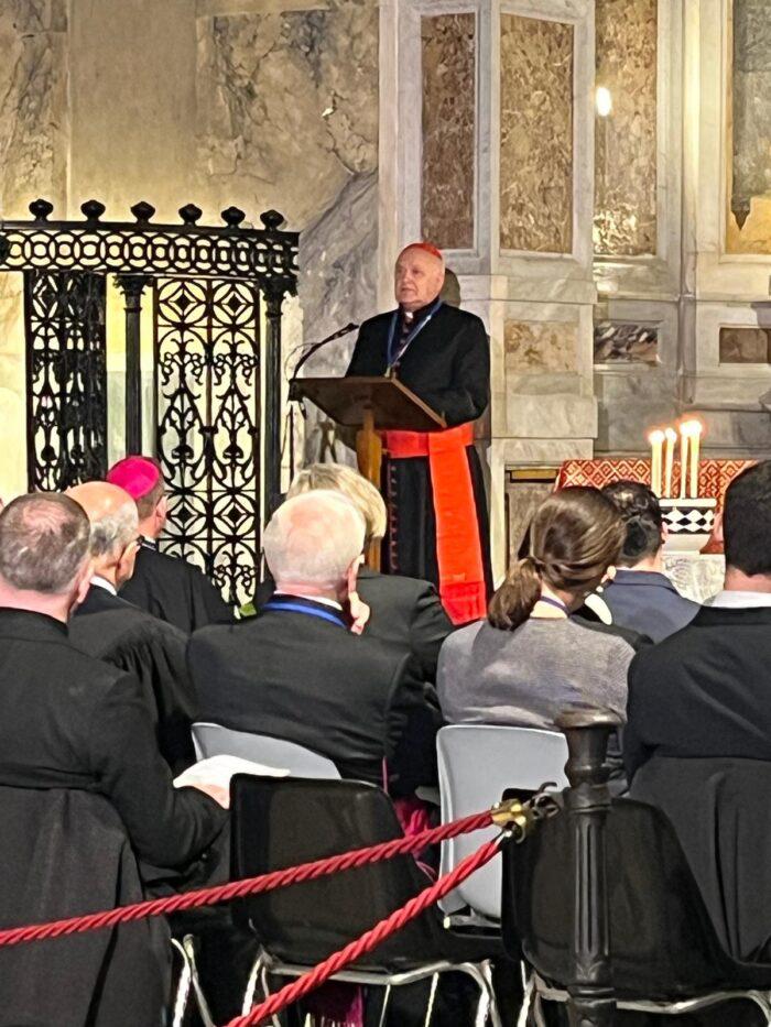 whatsapp-image-2025-11-06-at-11-26-28-a1a6b071-700x933