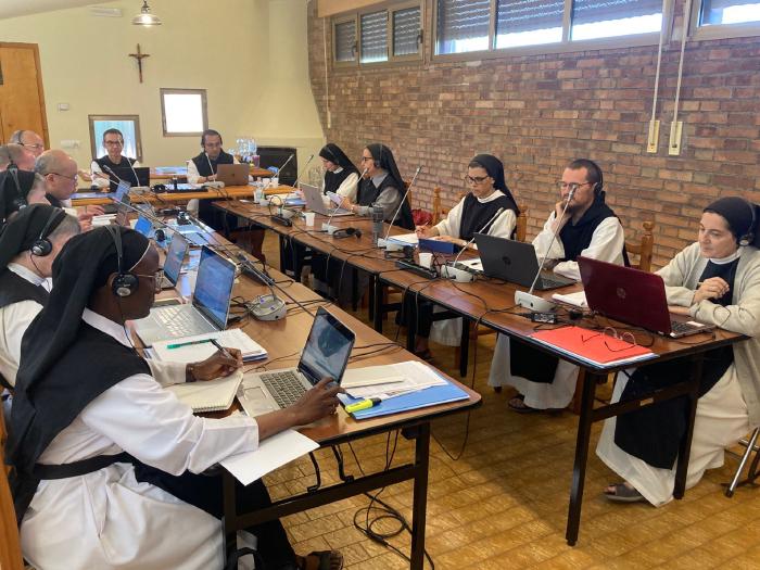 27db5d8a-89d0-4964-abb3-831f864680fd-1