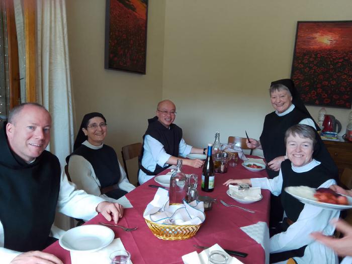 7a764200-853e-4745-83fa-38d8c3f31119-1