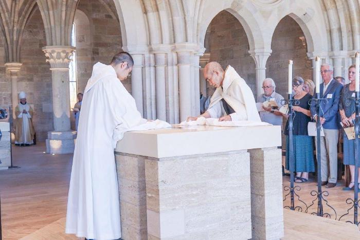 Vina-church-ded-2018-12