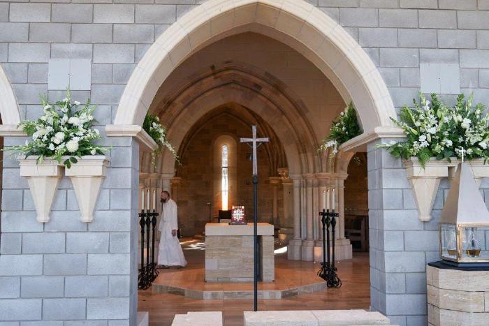 Vina-church-ded-2018-1