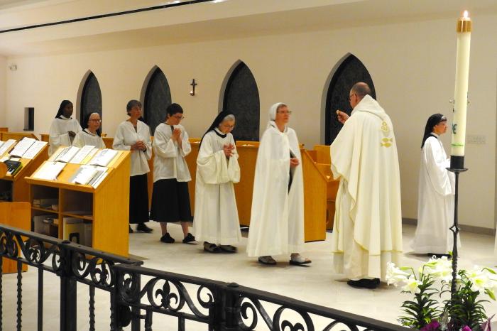 Visit-of-the-Abbot-General-to-Crozet-April-2025-14-scaled