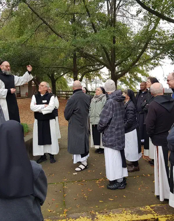 Visita de la Comisión Central a los Monasterios en Chile