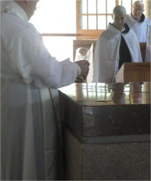 9 Unção do altar